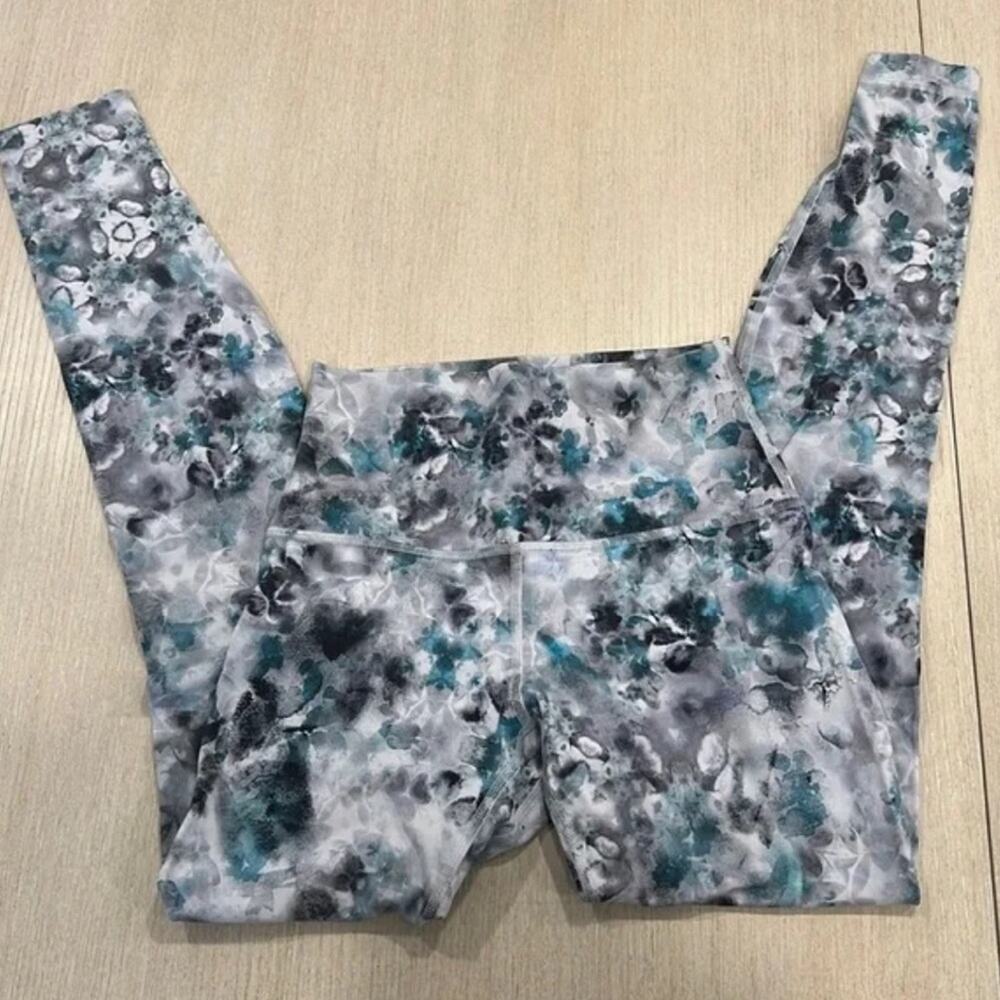 lululemon athletica Gray and Blue Leggings with Unique Pattern - Picture 3 of 3